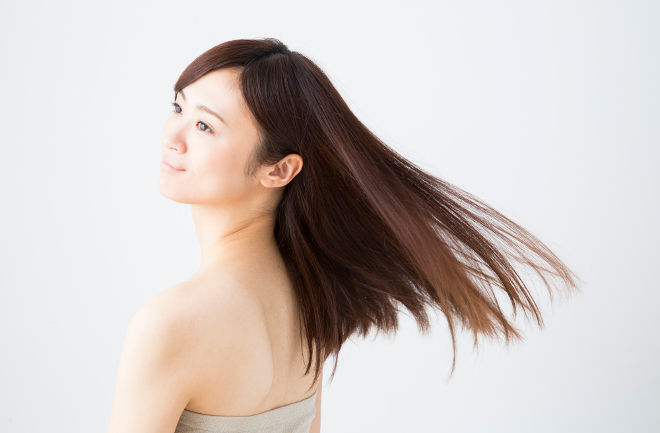 ヘアケアの常識を覆す 話題の ノーシャンプー で美髪を目指そう Sanchu イオン琉球株式会社