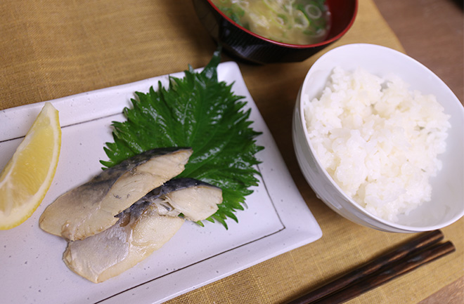 骨取りさばのハーブレモンの献立